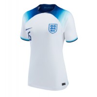 Camisa de Futebol Inglaterra Harry Maguire #6 Equipamento Principal Mulheres Mundo 2022 Manga Curta